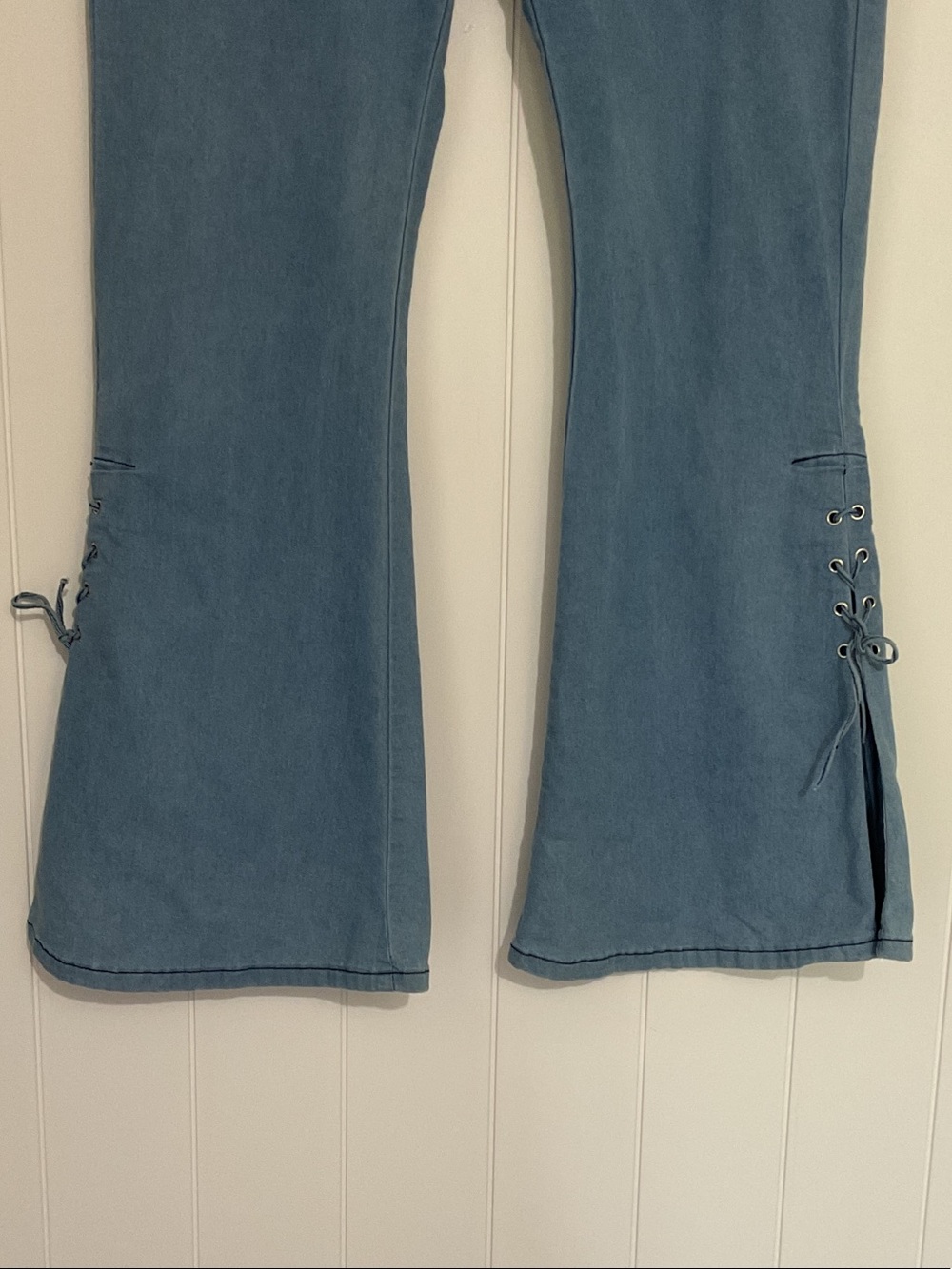 Plus 2XL Women's Light Blue Lace-Up Flare Jeans - Picture 5 of 13